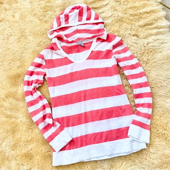 White gap hot sale sweater